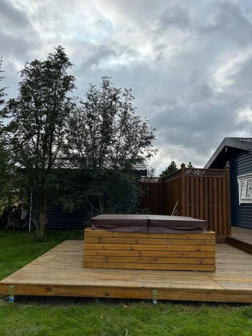 Luxury Cottage Located In The Golden Circle, Mountain View! 로가바튼 외부 사진