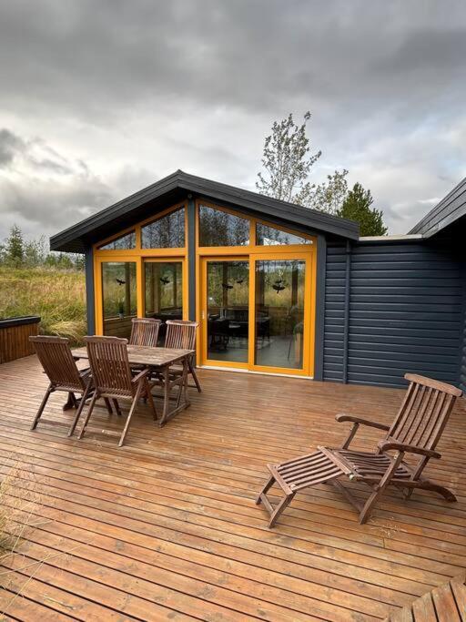 Luxury Cottage Located In The Golden Circle, Mountain View! 로가바튼 외부 사진